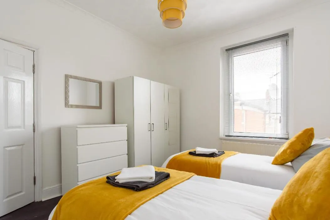 Salisbury Road Apartment By Property Promise Cardiff United Kingdom