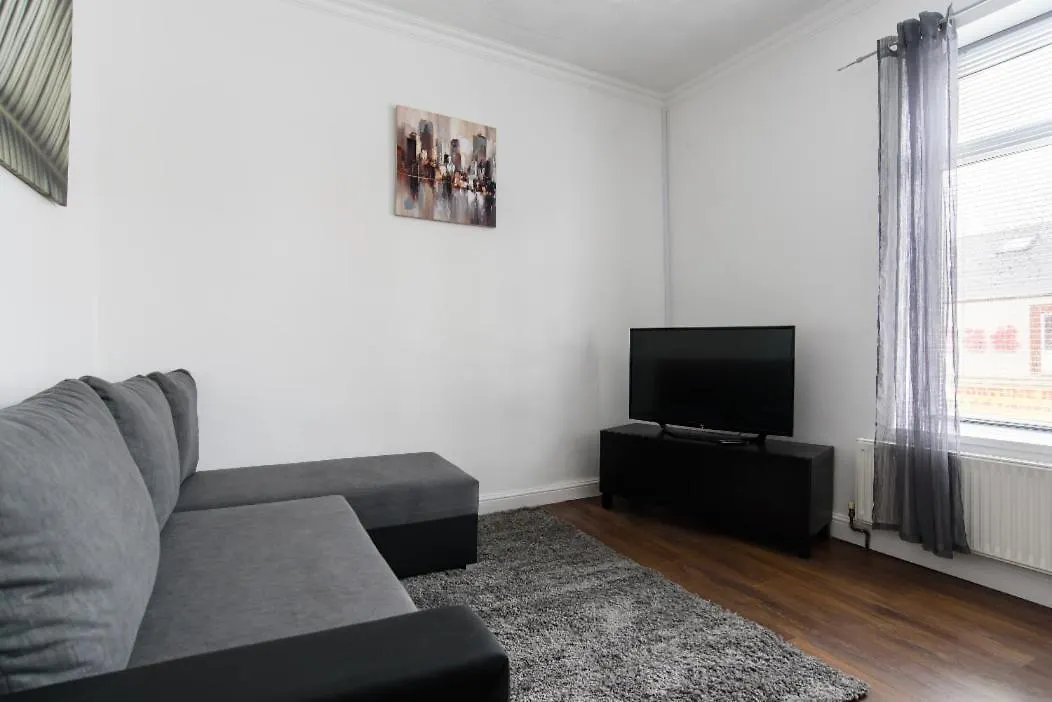 Salisbury Road Apartment By Property Promise Cardiff