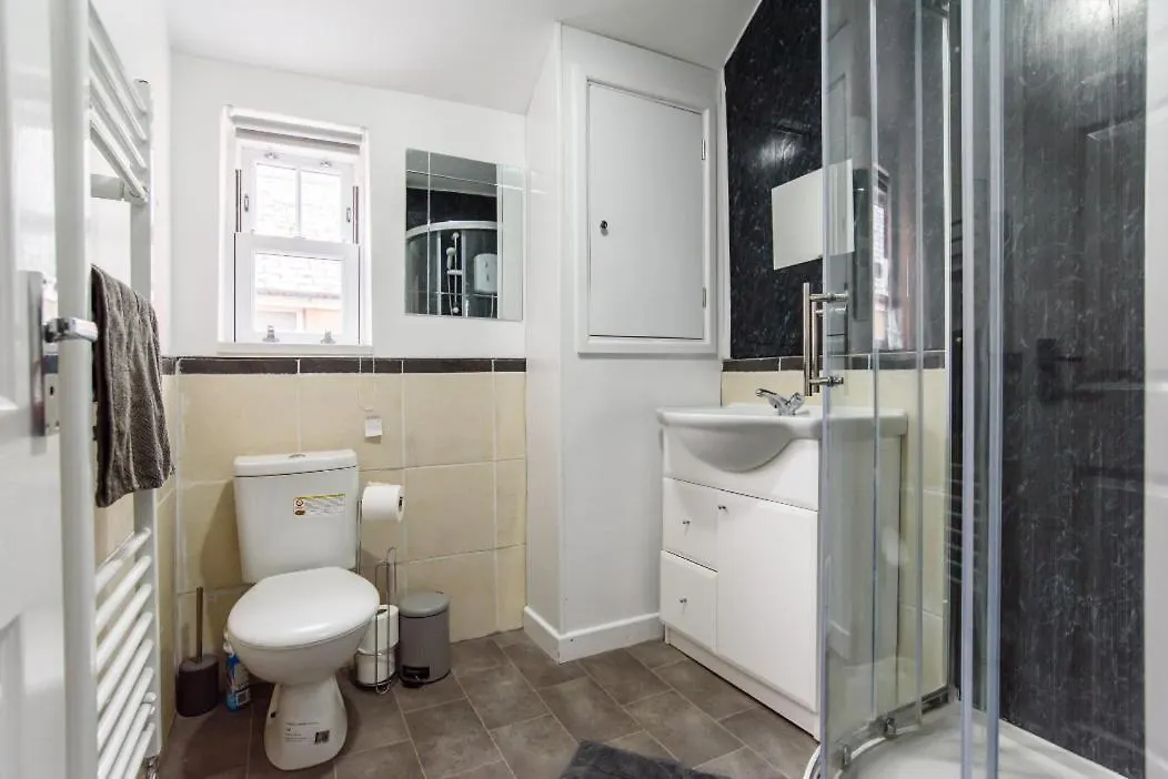 Salisbury Road Apartment By Property Promise Cardiff